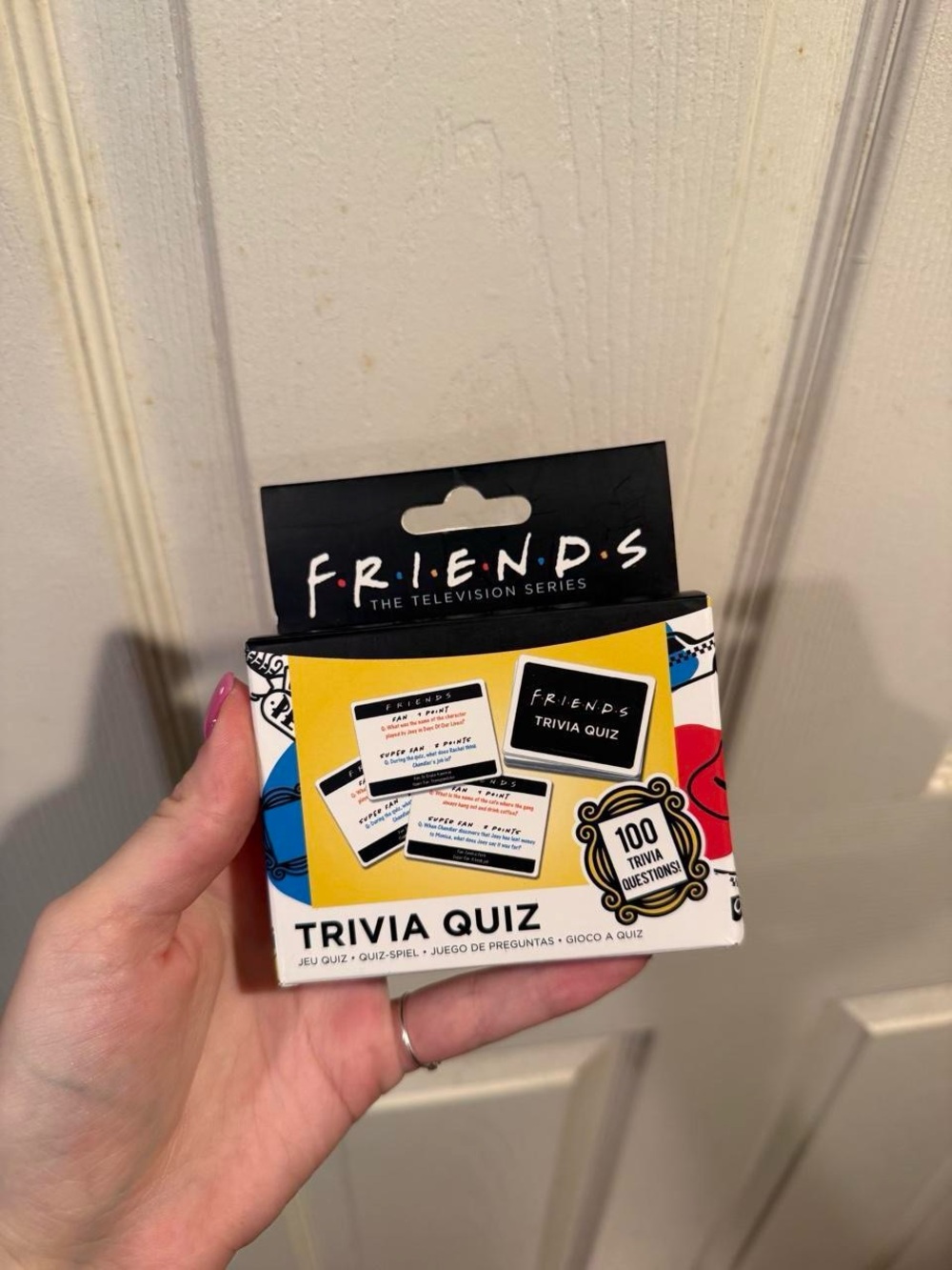 FRIENDS Trivia Quiz Card Game